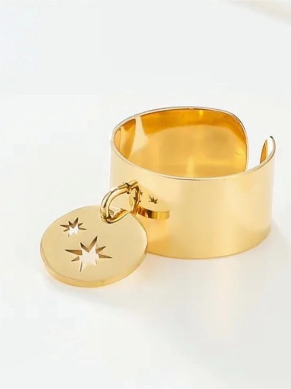 Gold Starburst Pendant Cuff Bracelet Like New 18k PVD plated